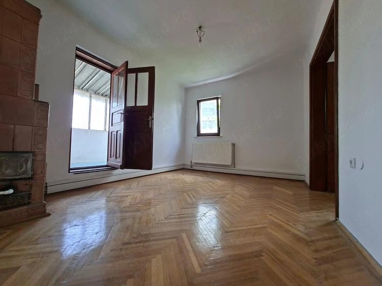 Apartament cu 2 camere decomandat în Primăverii