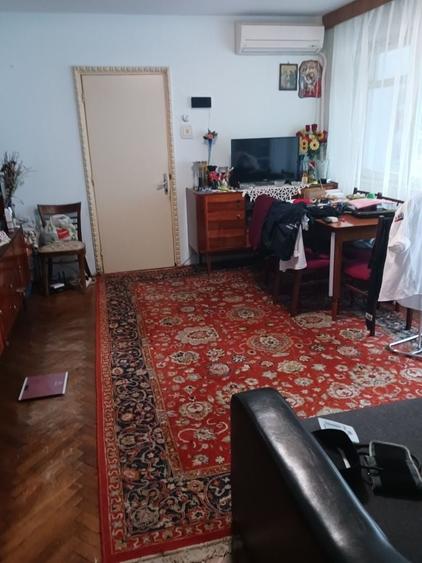 Apartament cu 2 camere semidecomandat în Baba Novac