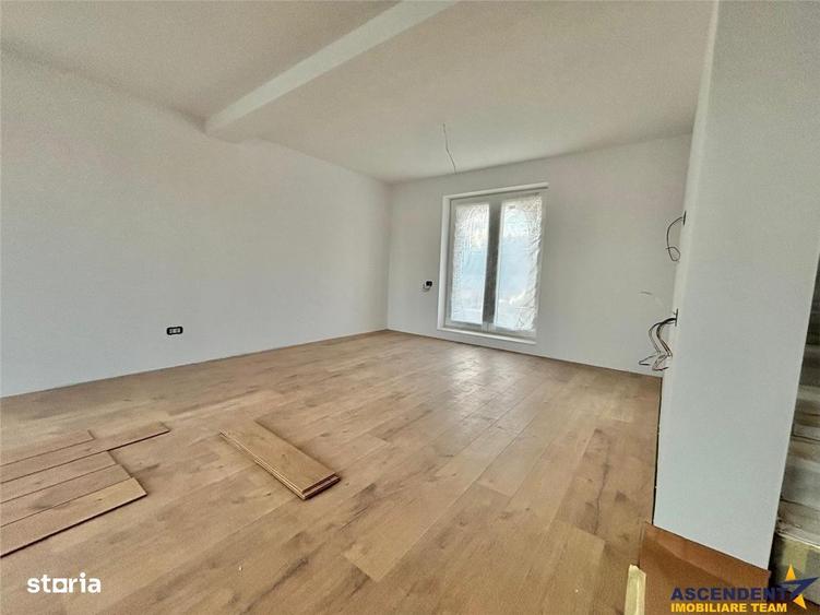 Casă cu 4 camere cu Teren 525 Mp în Sânpetru