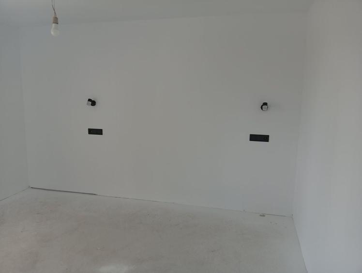 Casă cu 3 camere în Central