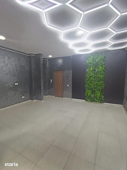 Spațiu comercial, de 42 mp, în Chiajna