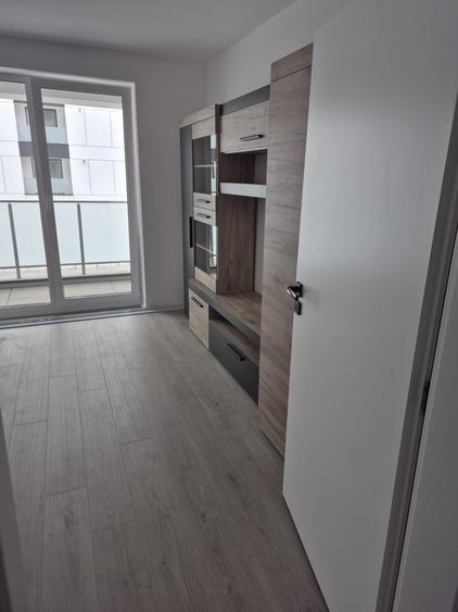 Apartament cu 3 camere în Vasile Alecsandri