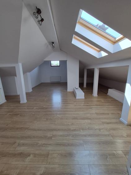Duplex cu 9 camere cu Teren 100 Mp în Dorobanți