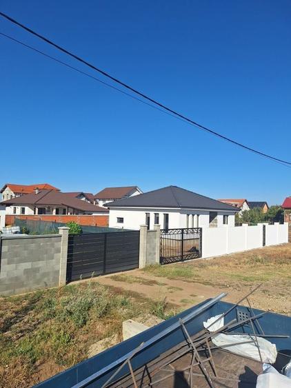 Casă cu 3 camere în Horia