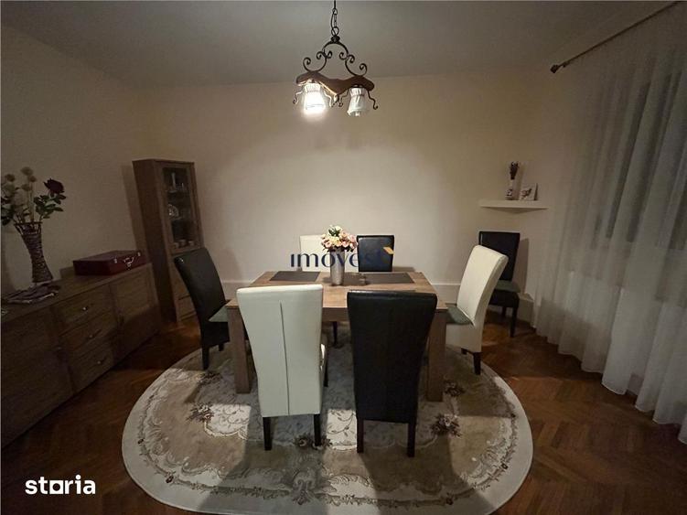 Casă cu 7 camere cu Teren 345 Mp în Titulescu