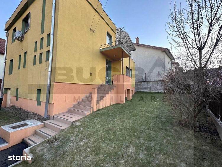 Casă cu 5 camere cu Teren 400 Mp în Andrei Mureșanu