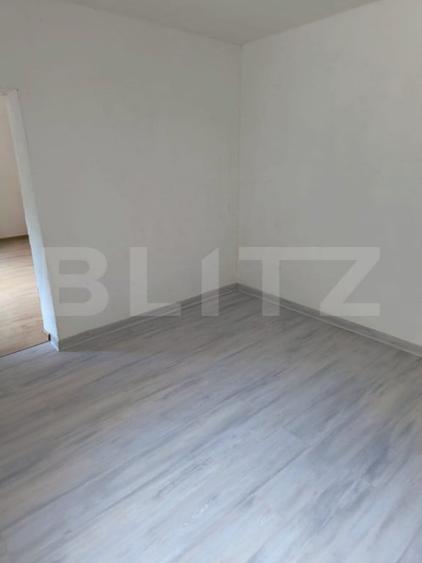 Casă cu 2 camere cu Teren 274 Mp în Central