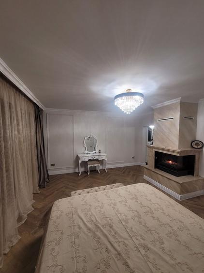 Casă cu 4 camere în Central