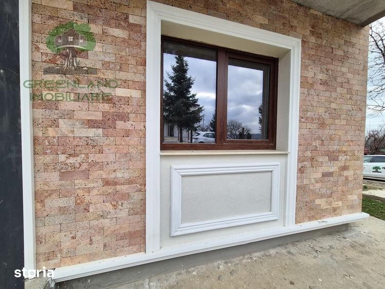 Casă cu 5 camere cu Teren 600 Mp în Tomești