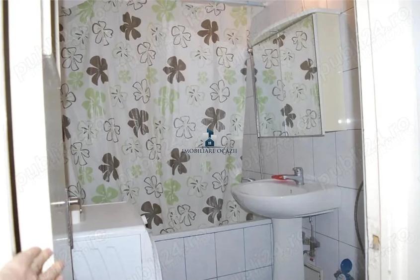 Apartament cu 2 camere decomandat în Berceni