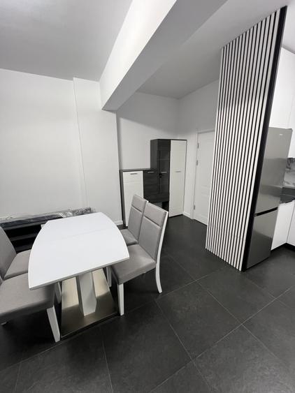 Apartament cu 2 camere decomandat, mobilat în Theodor Pallady