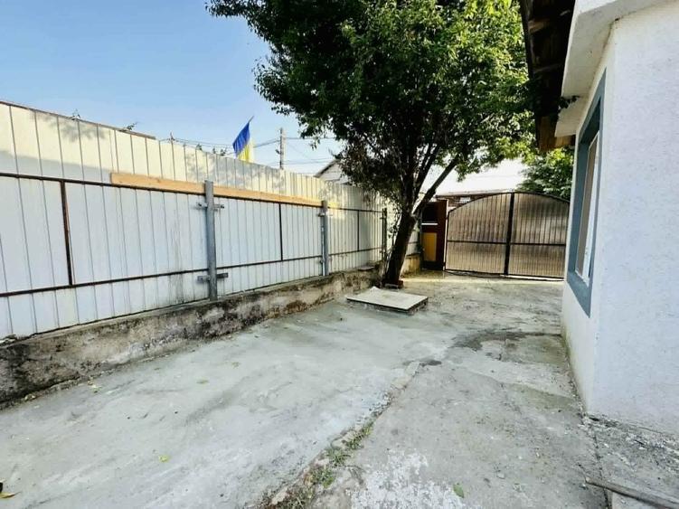 Casă cu 3 camere în Exterior Vest