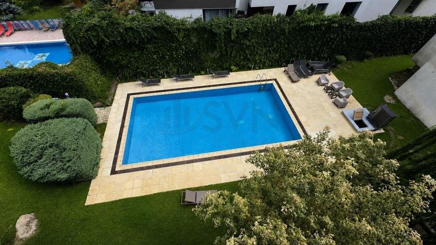Apartament cu 4 camere decomandat în Băneasa