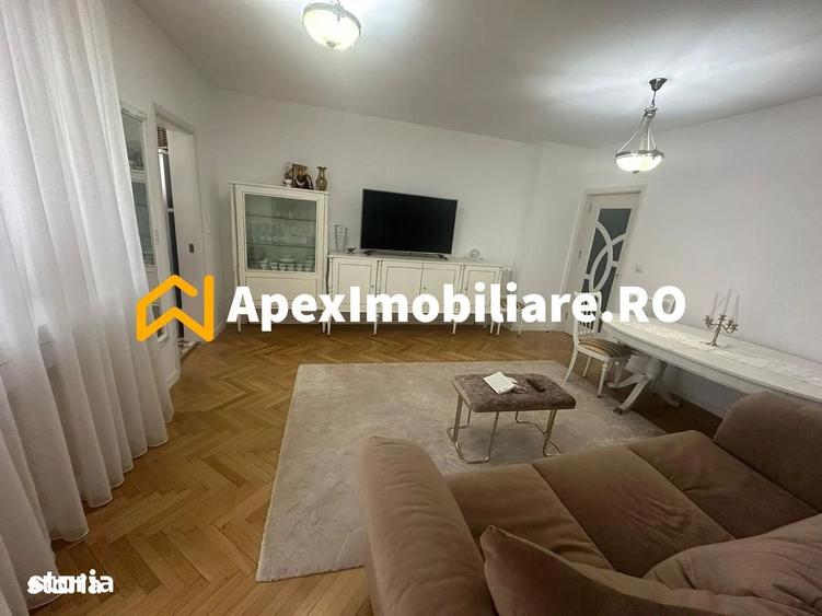 Apartament cu 3 camere semidecomandat în Ultracentral