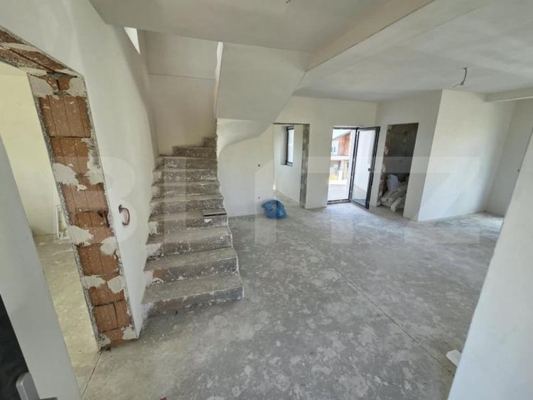 Casă cu 3 camere cu Teren 962 Mp în Nord