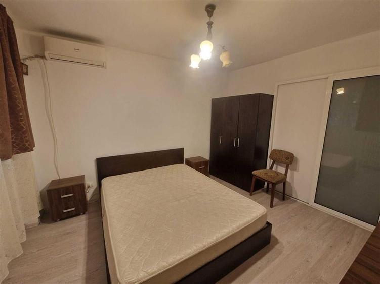 Apartament cu 2 camere semidecomandat, mobilat în Vatra Luminoasă