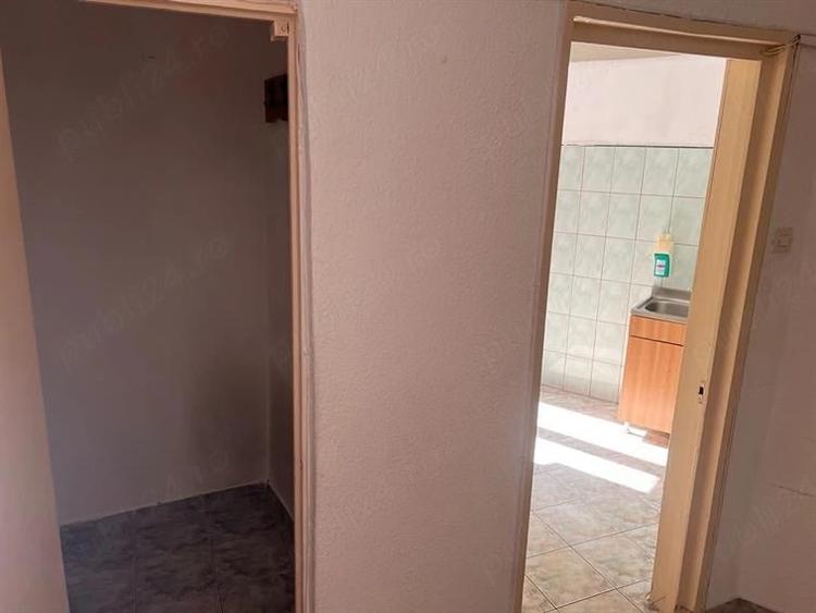 Apartament cu 2 camere decomandat în Obor