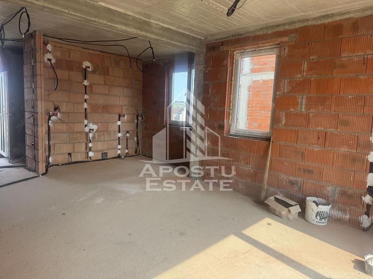 Duplex cu 3 camere cu Canalizare în Moșnița Nouă