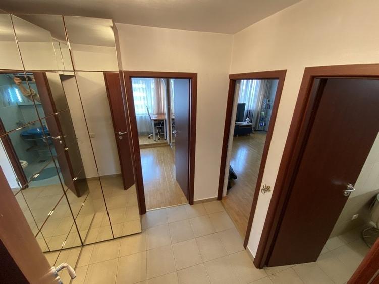 Apartament cu 2 camere decomandat în Unirii