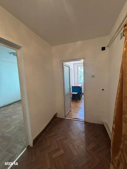 Spațiu comercial, de 75 mp, în Central