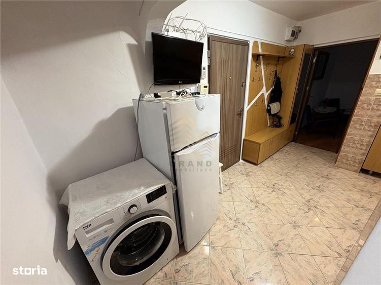 Apartament cu 2 camere decomandat în Central