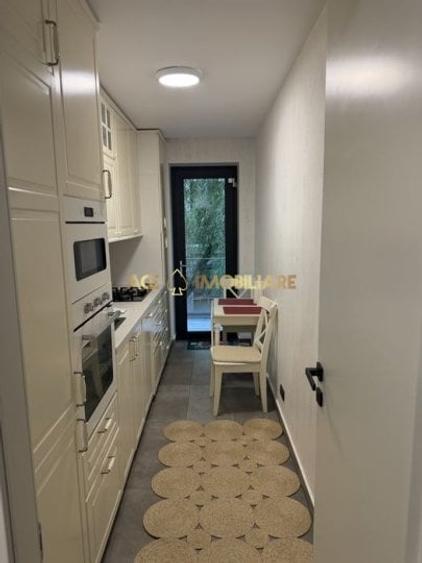 Apartament cu 3 camere decomandat, mobilat în Pipera