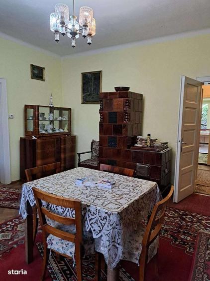 Casă cu 2 camere în Central