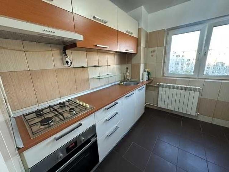 Apartament cu 2 camere semidecomandat în Crângași