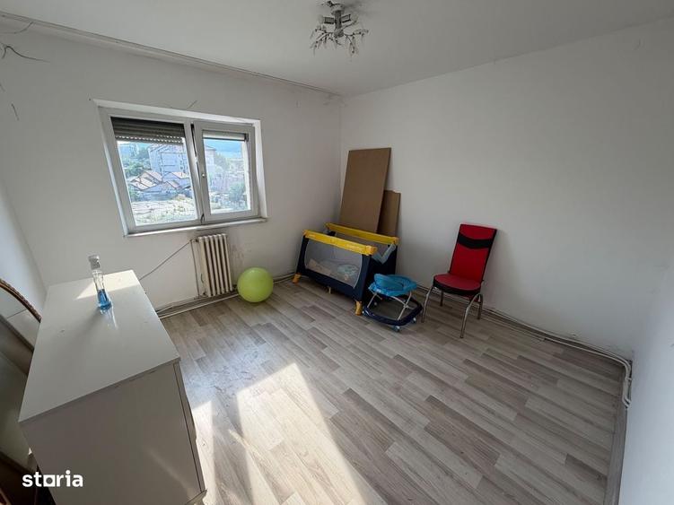 Apartament cu 2 camere în Industrială