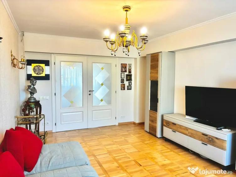 Apartament cu 4 camere decomandat în 13 Septembrie
