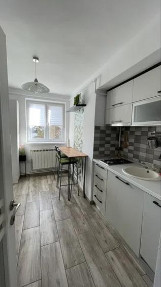 Apartament 2 camere, circular, 50 mp, centrala proprie, aer conditionat, Tomis 3 - 7