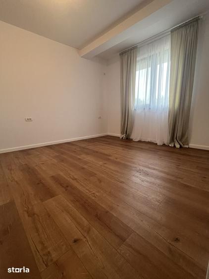 Casă cu 3 camere cu Teren 350 Mp în Central