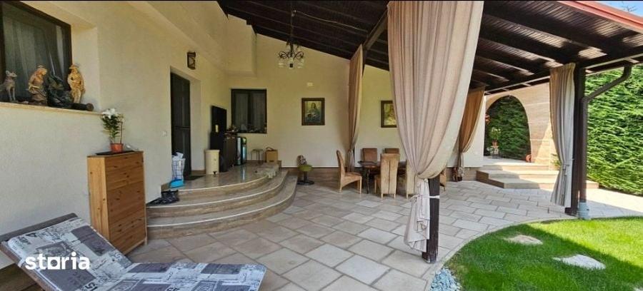 Casa deosebita de vanzare Sanmartin - 8