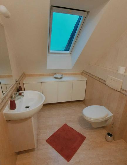 Apartament cu 3 camere decomandat în Dumbrăvița