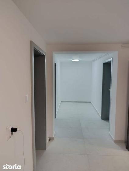 Spațiu comercial, de 22 mp, în Zorilor