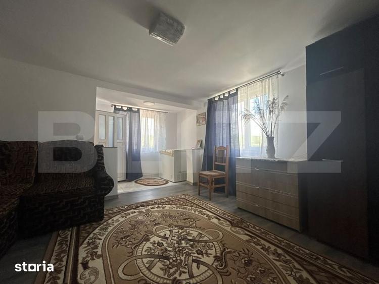 Casă cu 5 camere cu Teren 3000 Mp în Central