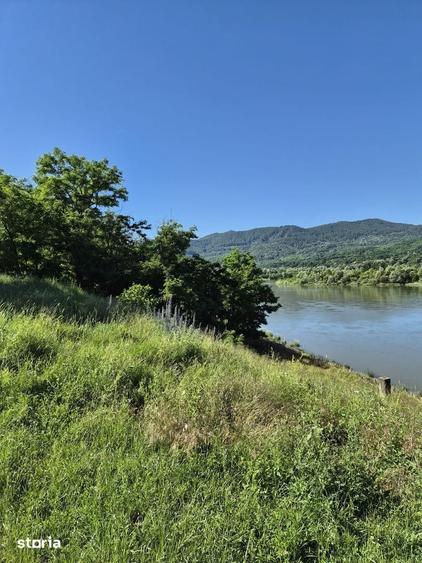 Teren de 900 mp, în Central