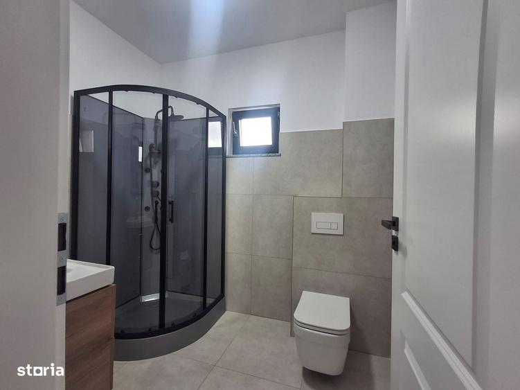 Casă cu 4 camere în Bucium