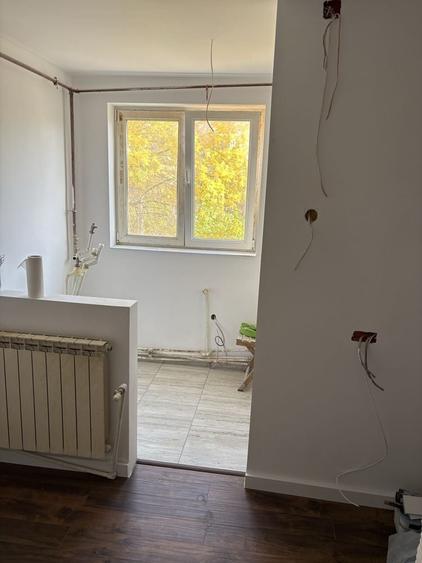 Garsonieră decomandată în Pipera