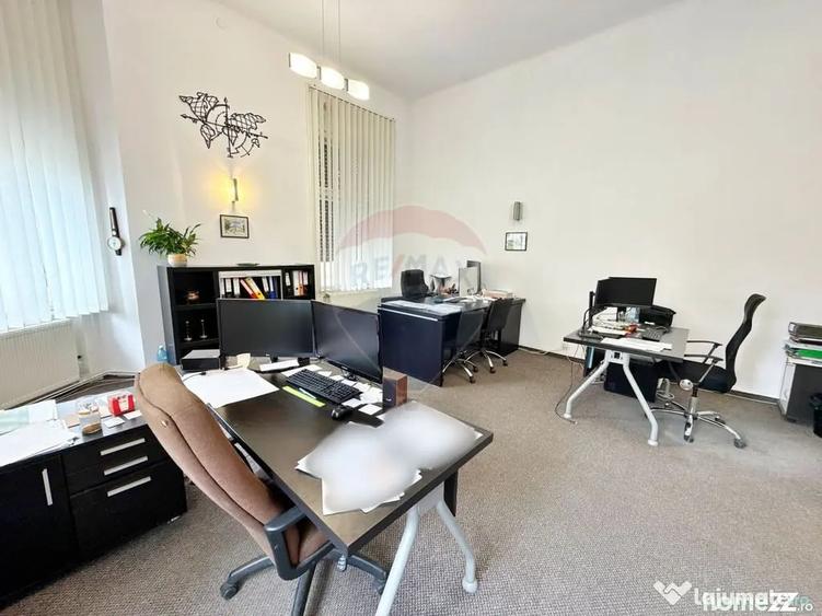 Spațiu comercial, de 117 mp, în Central