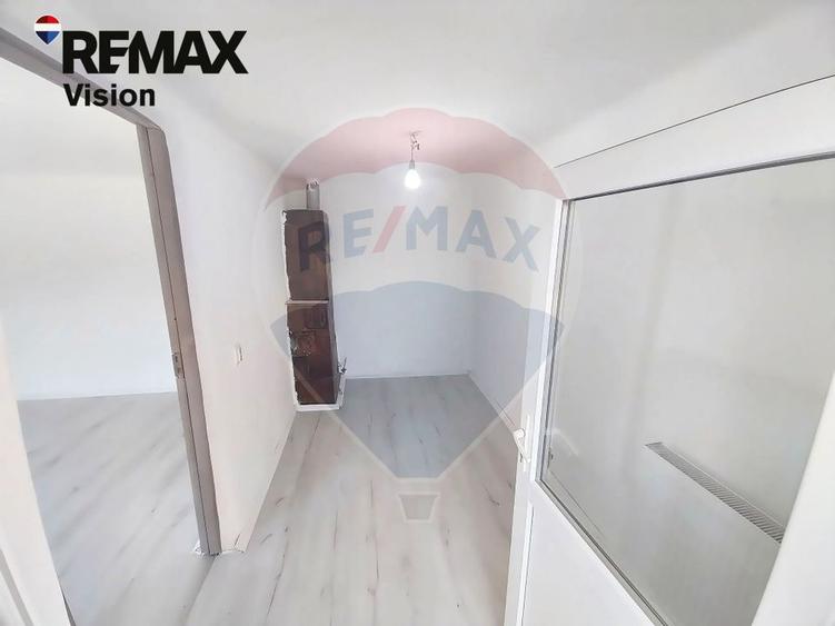 Casă individuală cu 4 camere cu Teren 284 Mp în Brestei
