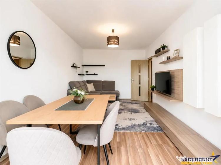 Apartament cu 3 camere decomandat în Dârste