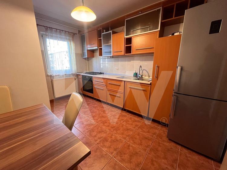 Apartament cu 4 camere, mobilat în Ștrand