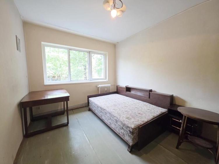Apartament cu 3 camere în Militari