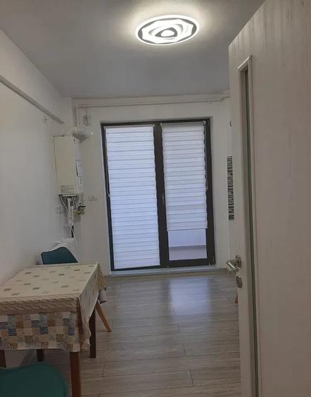 Apartament cu 2 camere decomandat în Micești