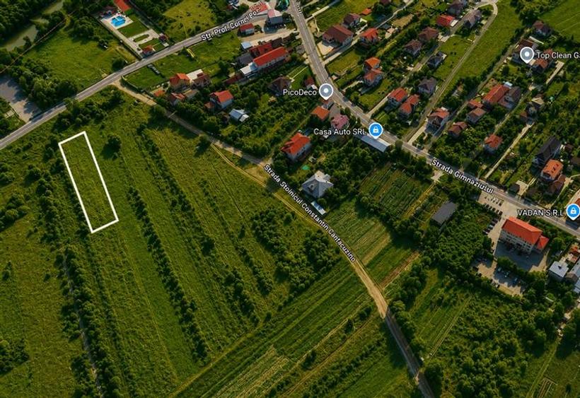 Teren Construcții intravilan de 1537 mp, în Est