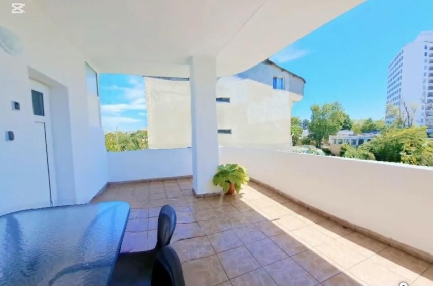 Casă cu 4 camere cu Teren 400 Mp în Exterior Vest