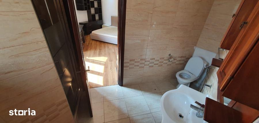 Garsonieră în Romană