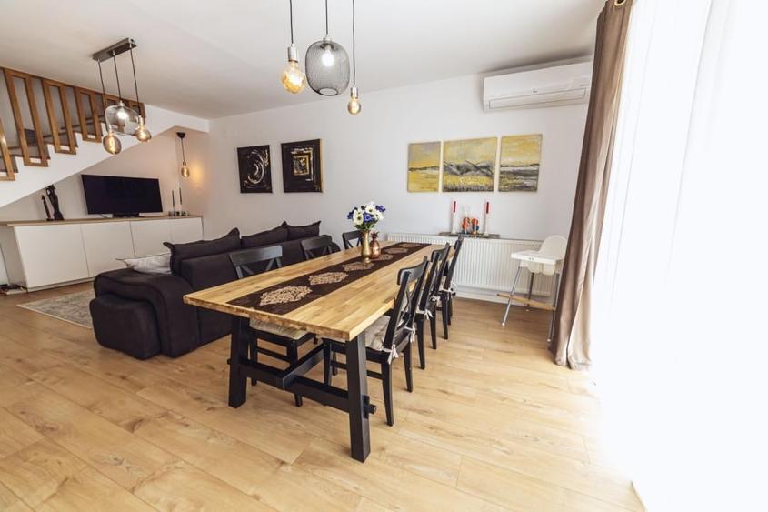 Apartament cu 3 camere decomandat, mobilat în Prelungirea Ghencea