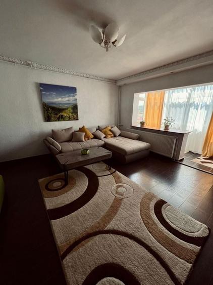 Apartament cu 2 camere decomandat în Decebal